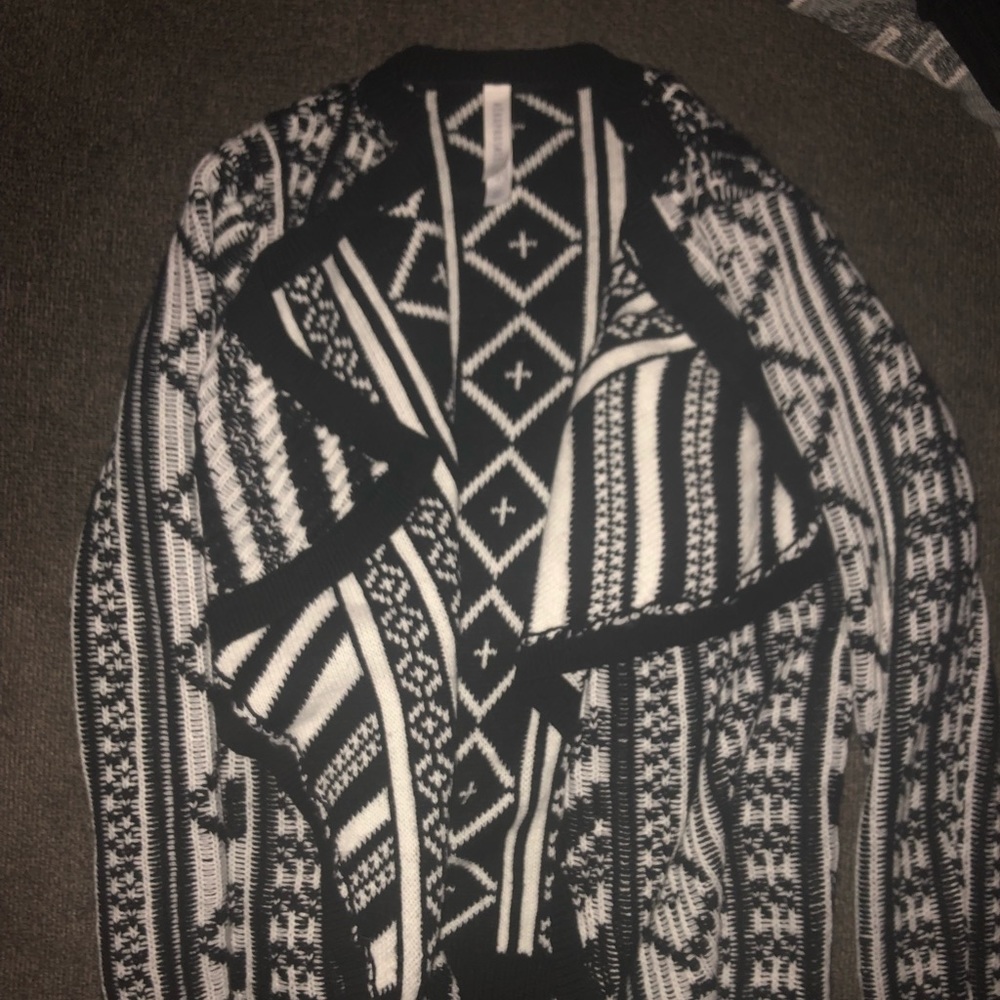 Aeropostale open cardigan. Never worn